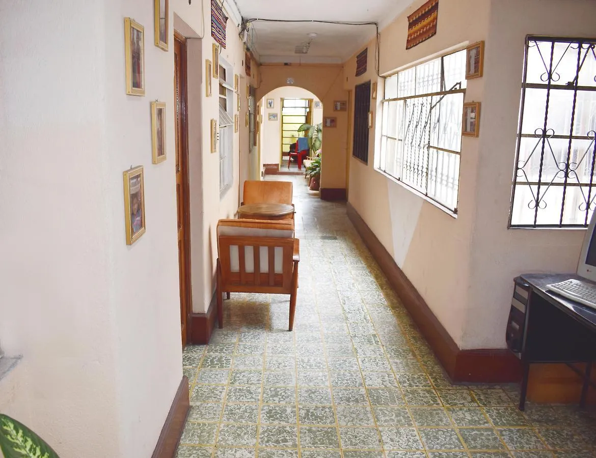 Hotel Estacion Gerona Bed & Breakfast Gwatemala