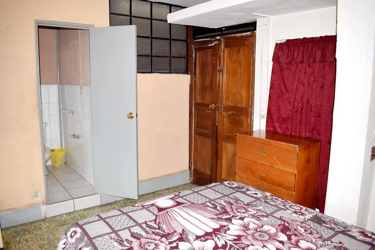 **  Hotel Estacion Gerona Bed & Breakfast Gwatemala Gwatemala